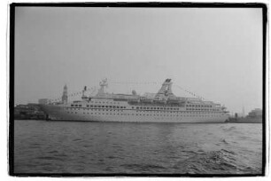 Astoria (1977), Shipping Int. Trading./Pan.
