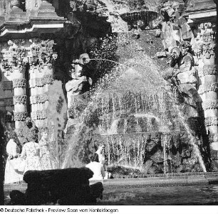 Zwinger, Wasserkünste