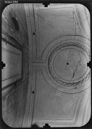 Steinthaleben-Rathsfeld. Jagdschloß (1698-1699, Erweiterung 1908. Stuckdecke