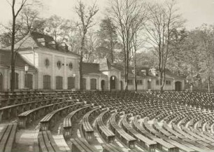 Freilichtbühne "Junge Garde", Großer Garten Dresden : Dresden, Großer Garten. Freilichtbühne "Junge Garde", erbaut 1953-1955, Blick auf die Zuschauerreihen