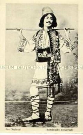 Rumäne in Volkstracht