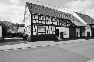 Einhof; Ulrichstein, Hoherodskopfstraße 35