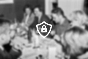 Hotel Am Schloss Ahrensburg: Saal: Hamburger Abendblatt (HA) / Ahrensburger Zeitung (AZ): Fest "Südamerika" für Kunden aus Ahrensburg und Umgebung: Gäste an Tisch: 22. [Name maskiert]