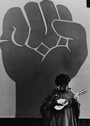 Musiker der chilenischen Gruppe "Inti Ilimani"