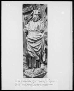 Chorgestühl, Detail: Apostelfigur
