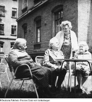 Gesundheitswesen: Pflegeheim Löbtauer Straße Gem. Scheiblich