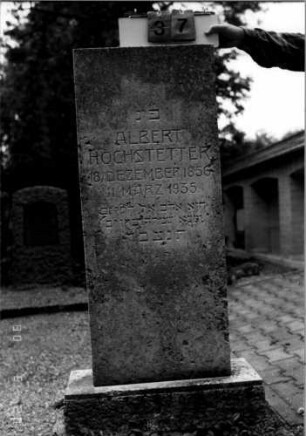 Grabstein 37
