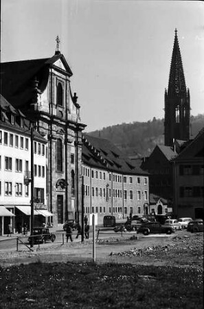 Freiburg i. Br.: Alte Universität und Münsterturm