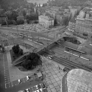 Fußgängerbrücke (Blaues Wunder) am Friedrich-Engels-Platz in Leipzig : Blickrichtung Nordwesten