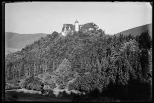 Leutenberg in Thüringen. Blick zum Schloss Friedensburg