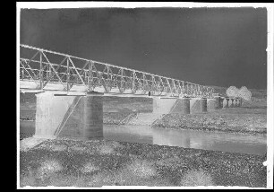 Durchstich Eltmann. Mainbrücke bei Eltmann von Oberstrom.