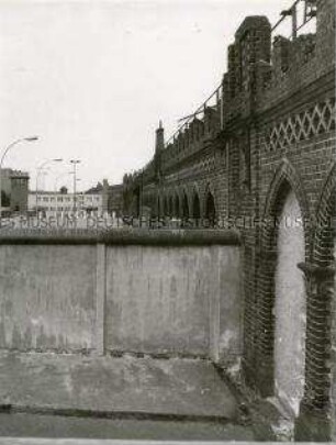 Grenzübergang an der Oberbaumbrücke