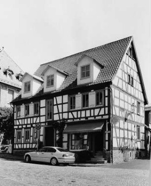 Wohn- und Geschäftshaus; Gelnhausen, Kuhgasse 2, Kuhgasse 4