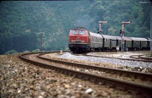 Inzigkofen Lok 215 064 E3495 TUT-UL Bnb-Wagen B4yg-Wagen