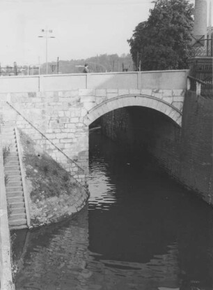 Straßenbrücke über den SchleusenunterkanalLimburg/Lahn