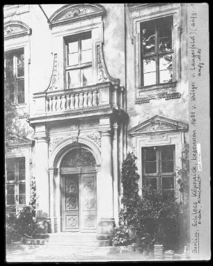 Portal der Ostfassade des Corps de logis