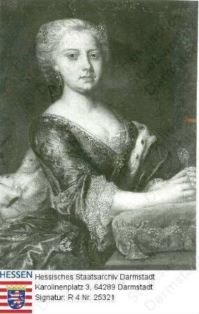 Caroline Landgräfin v. Hessen-Darmstadt geb. Pfalzgräfin v. Zweibrücken-Birkenfeld (1721-1774) / Porträt, sitzend, Halbfigur