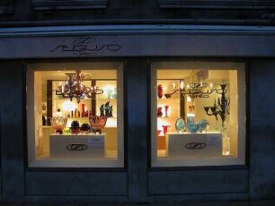 Venedig 2005 - Glaskunstgeschäft : Schaufenster eines Glaskunstgeschäftes. Aufgenommen im Februar 2005 in Venedig