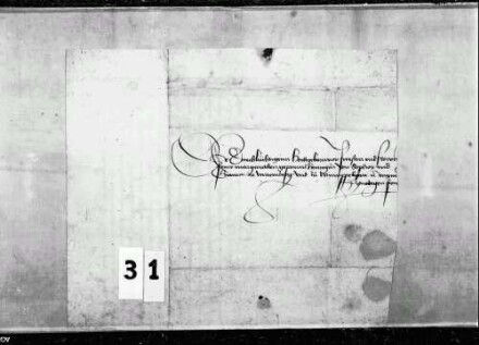 Briefwechsel der Gräfin. Darunter: Graf Ludwig 1449; Erzherzogin Mechthild 1468-79; Gräfin Barbara 1478; mit Baden 1461, 1472; Burgund 1454, 1462; Frankreich 1461; Herzog von Mailand 1473; Pfalz-Bayern 1455-78; Fürstin Jolante von Piemont 1475, 1460; Haus Savoyen 1453-74; Kloster Binsdorf 1470, 1471; Peter von Hagenbach, undat.; Schultheiß von Luzern Heinrich von Humwil 1469-72; Francois Malet 1456-65; Amtmann zu Möckmühl 1456-62; Schultheiß zu Backnang 1468-78; Dr. Heinrich Steinhöwel 1474; Graf Johann von Werdenberg 1467; Propst Ulrich Wirtemberger zu Stuttgart 1473; Komthur zu Ysenheim 1456, 1458.