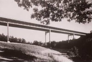 Schlegel, Autobahnbrücke über d. Kleine Striegis