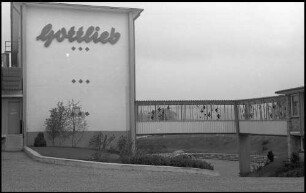 Freiburg: Gottlieb Verwaltungsgebäude, Glasübergang