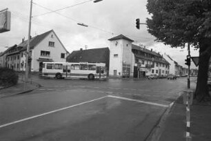 Planungen zur Verkehrsberuhigung der Kreuzung am Lindenplatz in Hagsfeld durch bauliche Maßnahmen