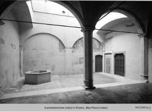 Wanddekoration : Die Ausmalung des Innenhofs und der Loggia