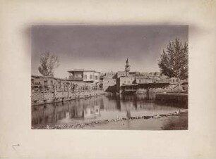 Elbistan : Elbistan am Fluss Sögütlü Cayi.