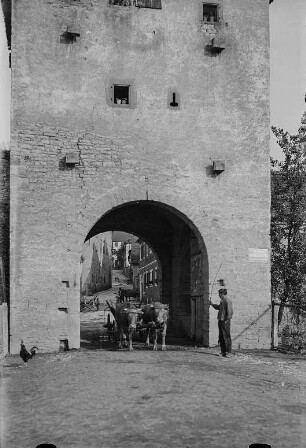 Haupttor : Teil der alten Stadtbefestigung