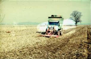 Fotografie: Pflegegerät, Mulchgerät, Frontanbau