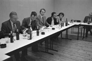 Badisches Staatstheater. Pressekonferenz zur Spielzeit 1977/78