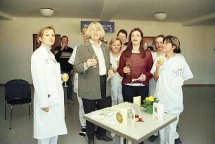 Freiburg im Breisgau: Kunstgruppe der Frauen-Klinik des Universitätsklinikums