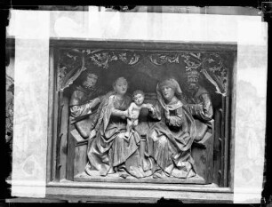 Gotische Kirche 1421; Heilige Familie, Pedrella, Mittelstück