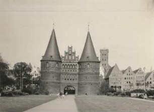 Lübeck, Stadtbefestigung, Holstentor