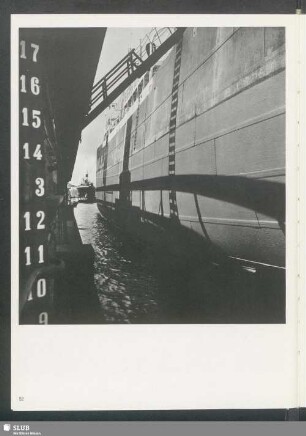 Flutendes Schwimmdock