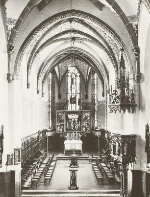 Borna, Stadtkirche, Inneres nach Osten