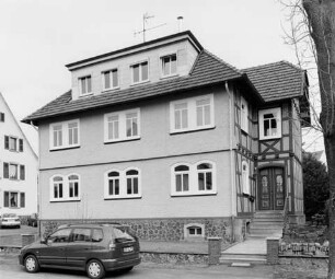 Wohnhaus; Lauterbach, Adolf-Spieß-Straße 17