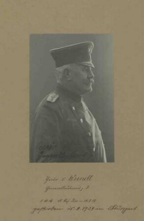 Theodor von Wundt, Generalleutnant z. D. (zur Disposition), Kommandeur der 18. Res. Division von 1916-1917 in Uniform, Mütze mit Orden, Brustbild in Profil