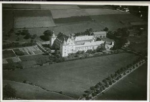 Oberhundem, Schloss