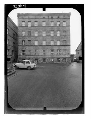 Neustrelitz : Strelitzer Str. (ehem.Kaserne)