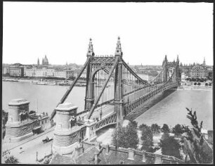 Budapest. Blick vom Blocksberg auf Elisabethbrücke über die Donau : Budapest. Blick vom Blocksberg auf Elisabethbrücke (1897-1903; Aurél Czekelius, Antal Kherndl) über die Donau
