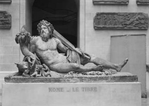 Kolossalfigur des Tiber