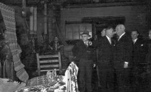 Lörrach: Herr Stössel im Stoffraum
