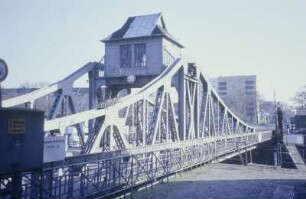 Drehbrücke ü. Köln-Deutzer-Rheinhafen
