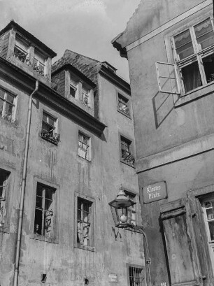 Dresden-Innere Neustadt. Wohnhaus, Klosterplatz