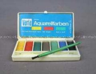 Malkasten mit Aquarellfarben und Pinsel