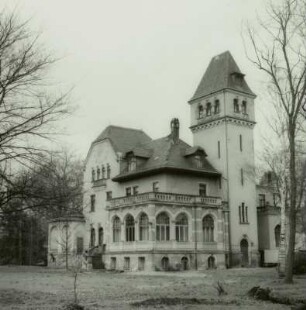 Dresden-Blasewitz. Villa, Mendelssohnallee 24