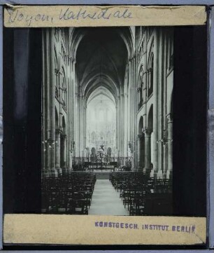 Noyon, Kathedrale