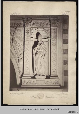 Piccolomini-Altar : Außenfassade des Piccolomini-Altars : Heiliger Papst Pius