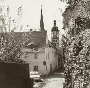 Blick zum Turm der Stadtkirche St. Georg